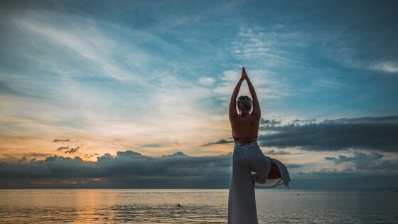 Frau in Yogapose | © pixabay