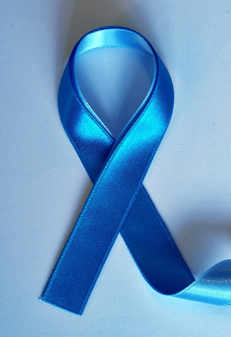 blaue Schleife als Zeichen für Prostatakrebs | © pixabay
