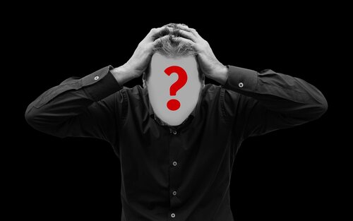 ein Mann mit Fragezeichen im Gesicht | © pixabay